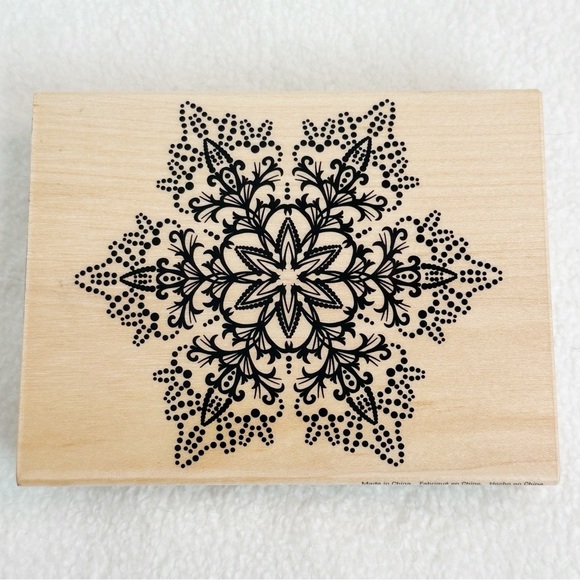 Hero Arts Crafts NWT Snowflake Wood Mounted Rubber Stamp - Picture 13 of 13
